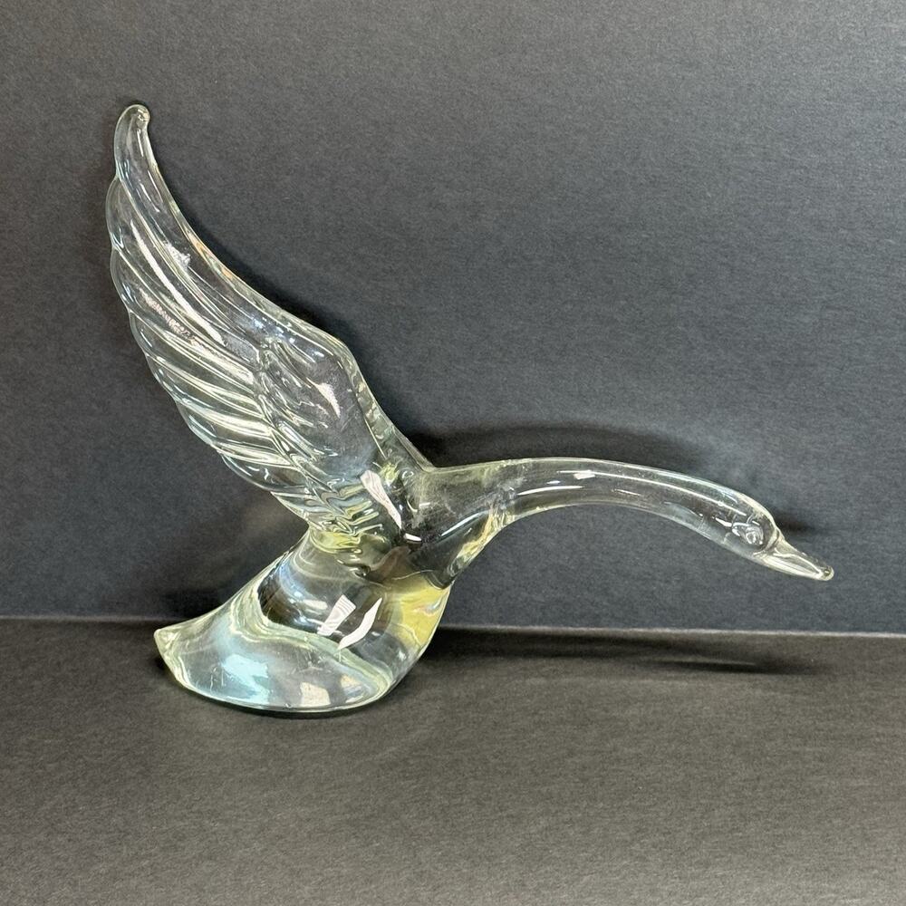 Vintage Heisey Glass Flying Crystal Goose Wings Up Figurine Paperweight Bird